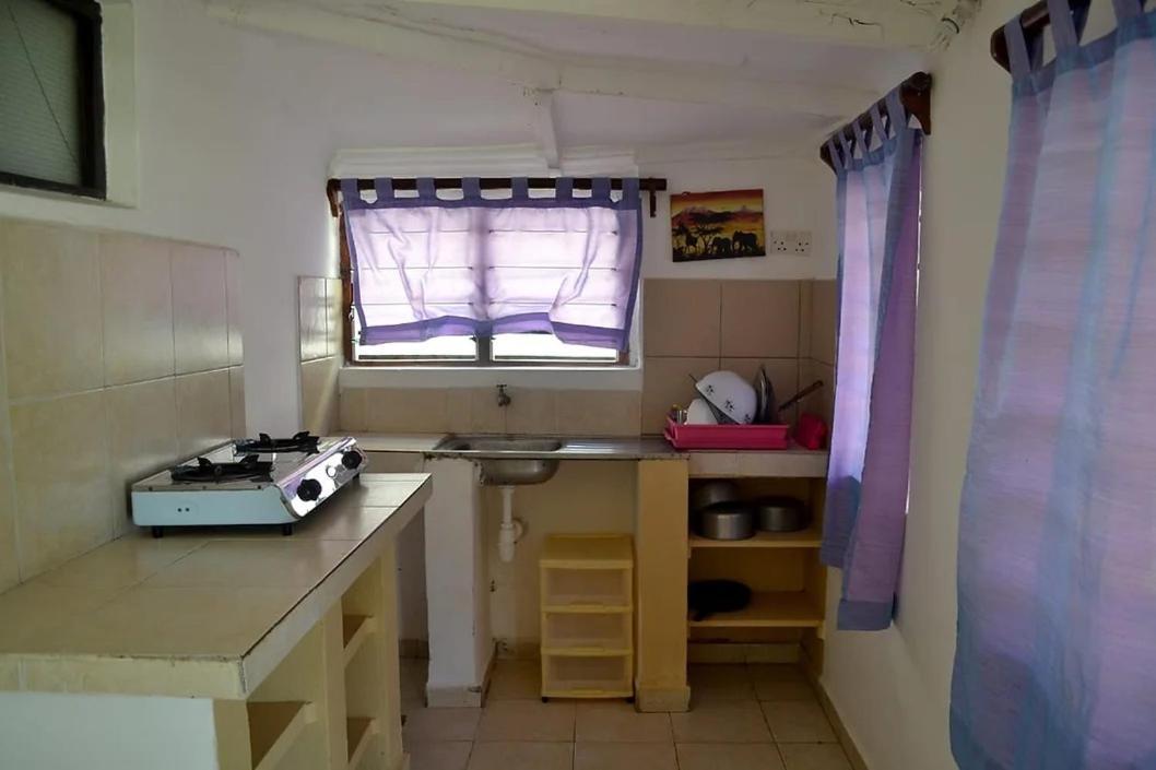 The New Big Tree Beach Resort Mombassa Buitenkant foto